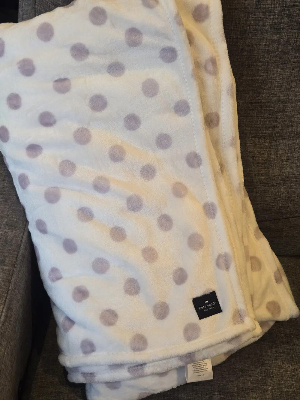 Kate Spade Polka Dot Fleece Blanket Queen Size SOFT!!